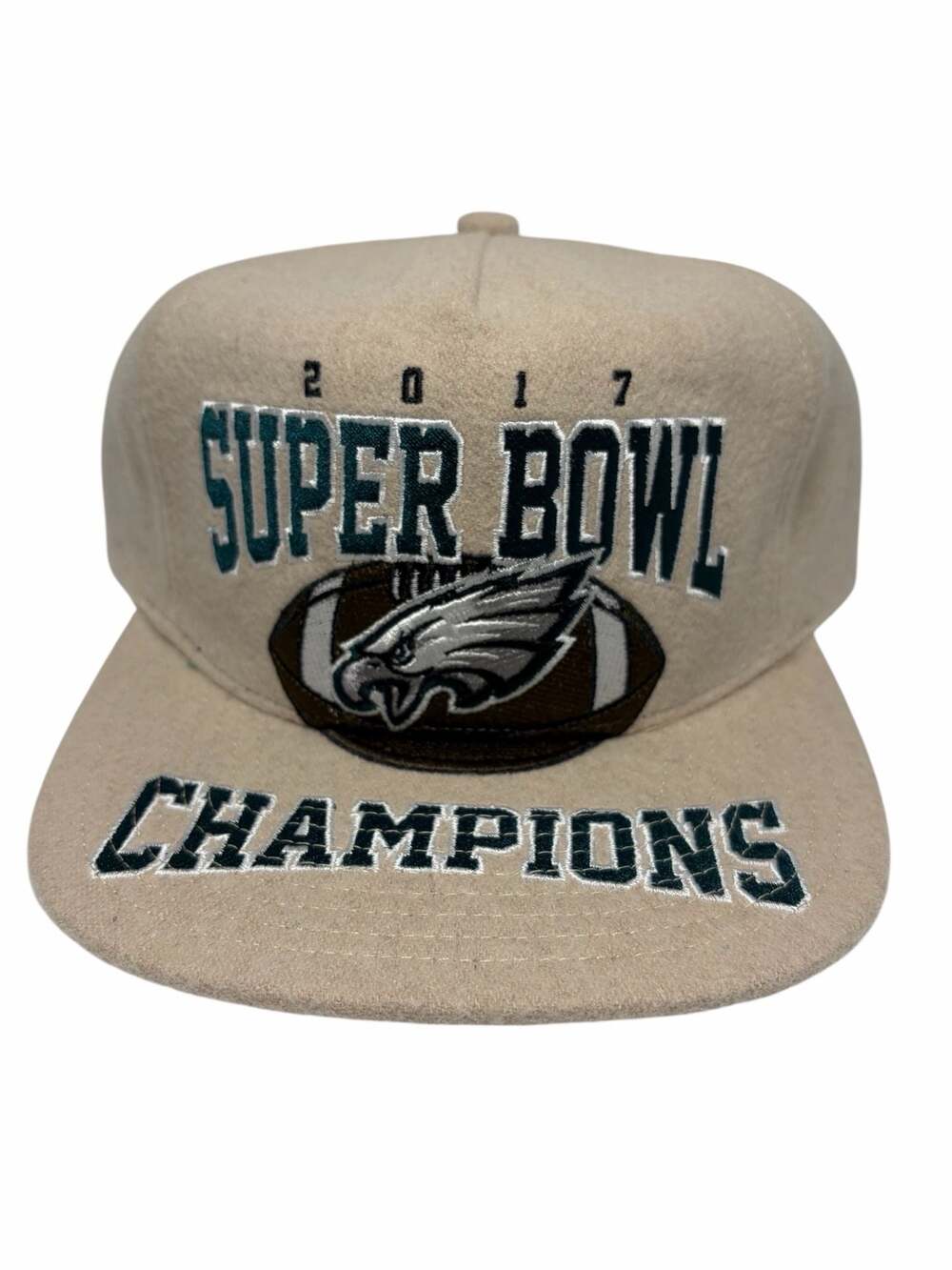 Mitchell & Ness Philadelphia Eagles 2017 Super Bowl Champions Caddy Fit Snapback